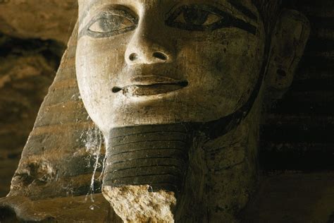 Fearlessness in the Face of King Ramses' Demonic Curse